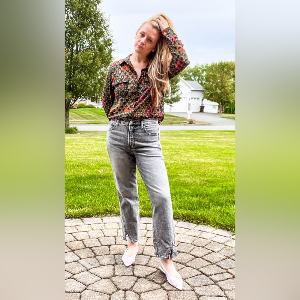 LOFT Embossed Polka Dot Blouse - Picture 3 of 6